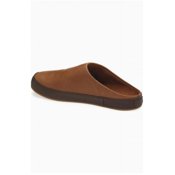 NEW OLUKAI men\'s ku\'u leather mule in toffee / dark java